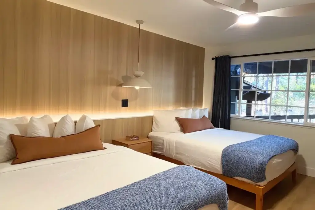 Iceberg Tahoe Bedroom