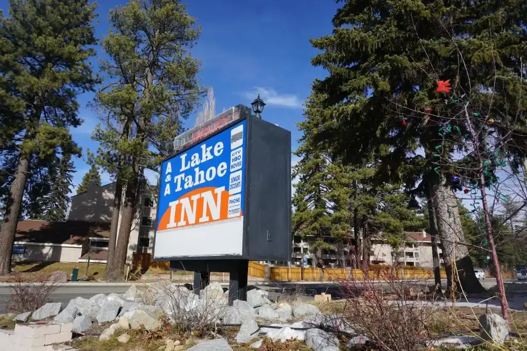A & A Lake Tahoe Inn
