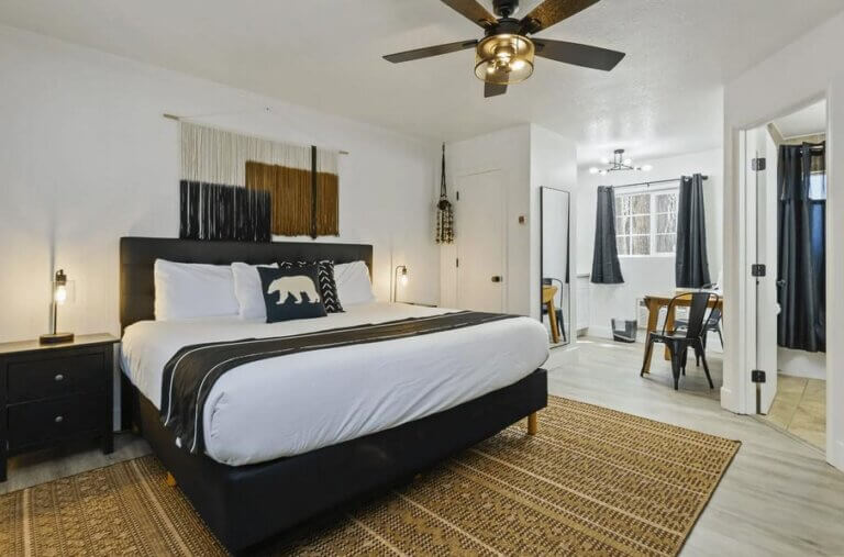 The Jeffrey Hotel