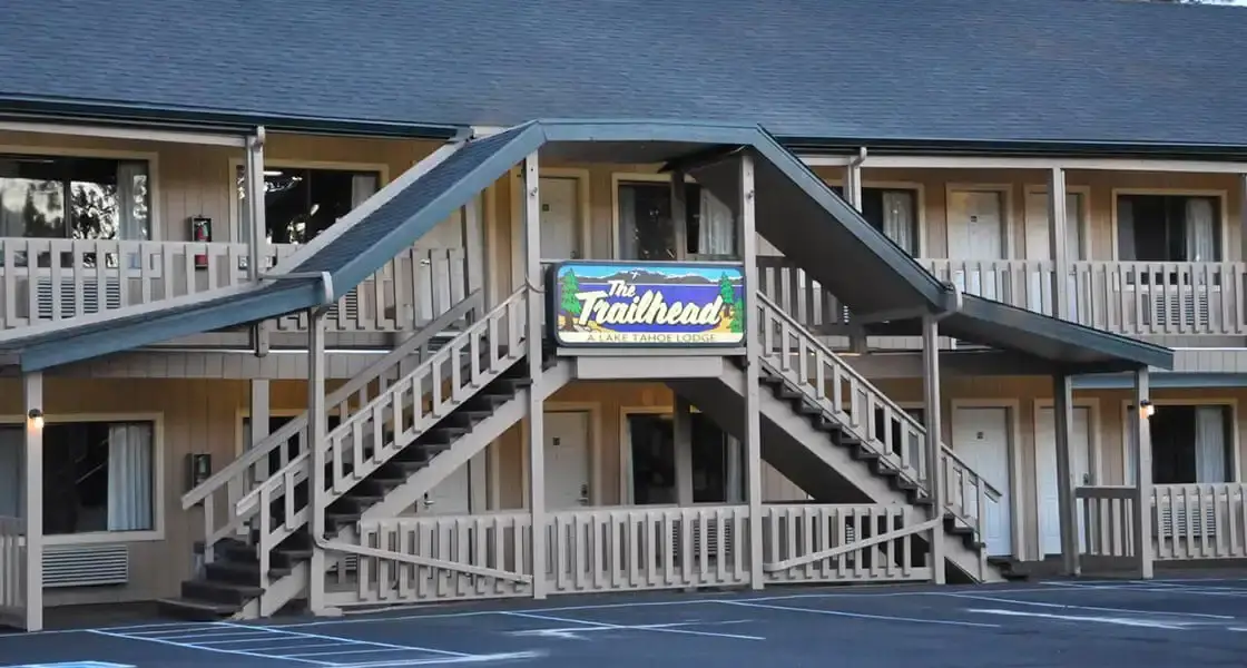 The Trailhead Lodge