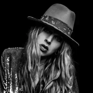ZZ Ward at Harrah's Lake Tahoe