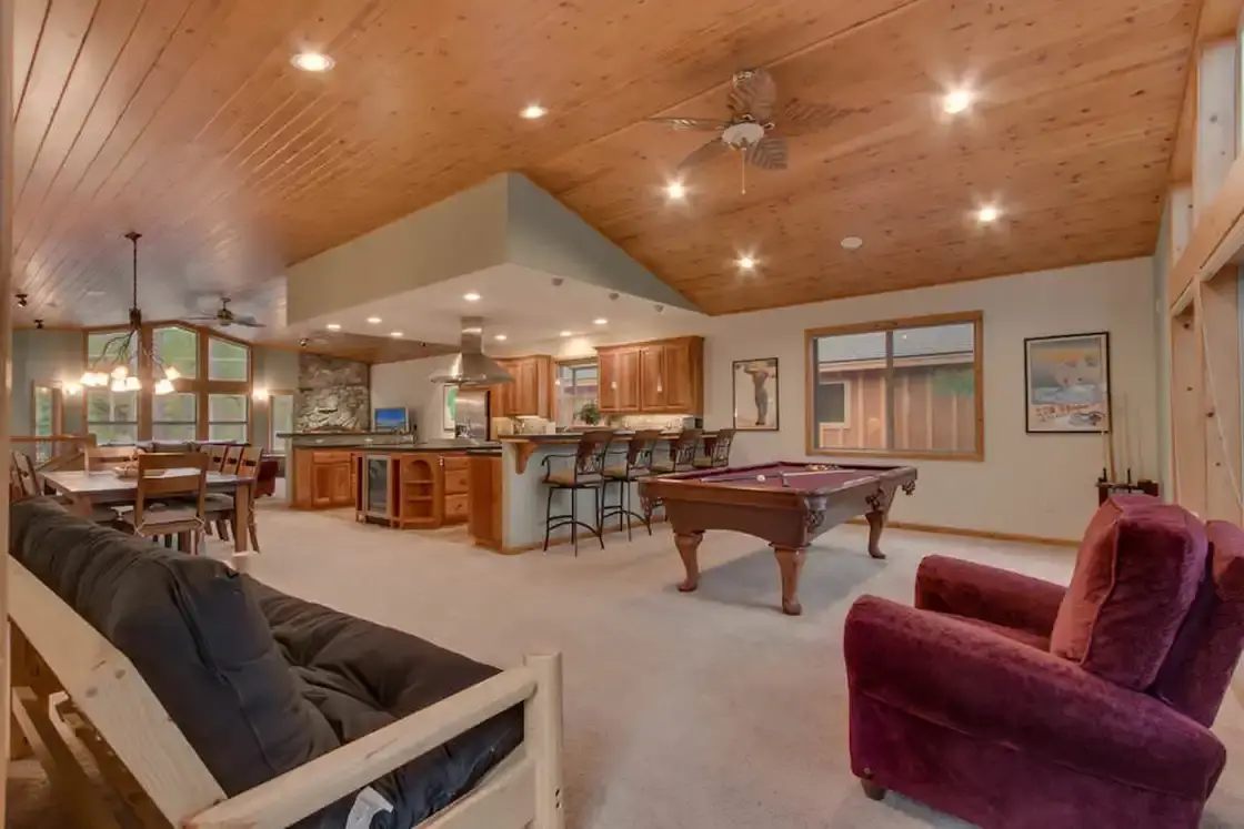 Grand Welcome, Tahoe Vacation Rentals