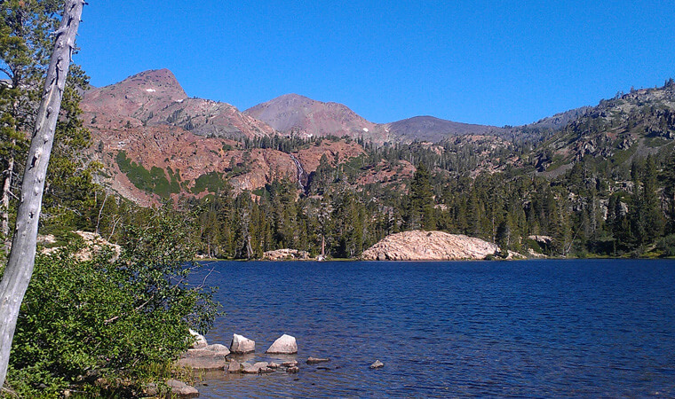 lake tahoe hike grass lake