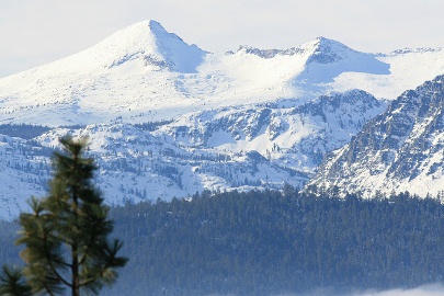 Snowy Mountains in Lake Tahoe 