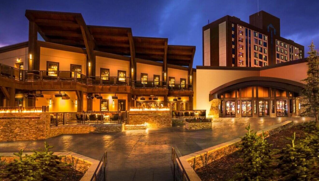 Golden Nugget Hotel & Casino Lake Tahoe Exterior