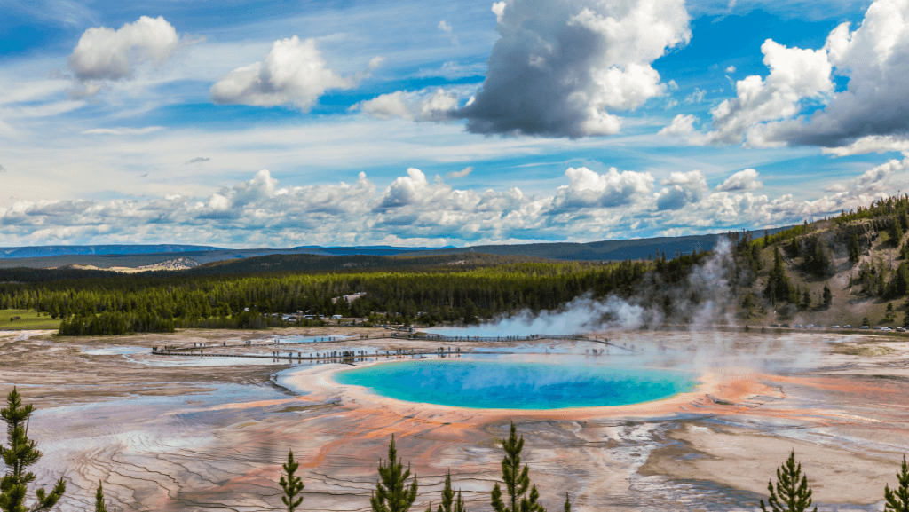 Emerald Pool in Yellowstone National Park