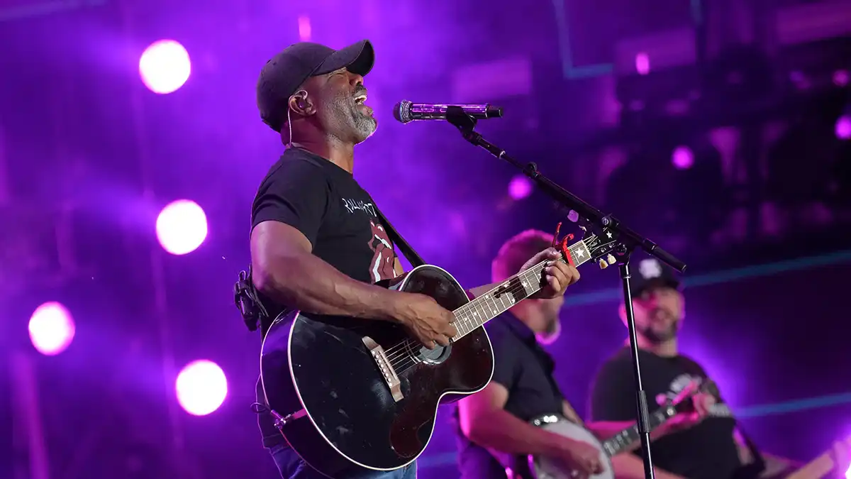 Darius Rucker Live