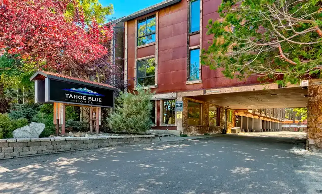 Tahoe Blue Hotel Entrance